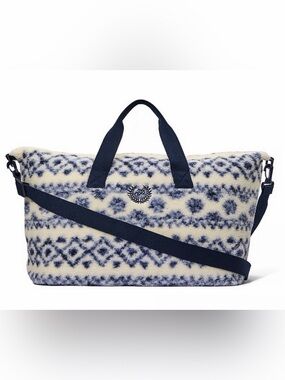 NWT: VS PINK Cream and Navy Fair Isle Faux Shearling Tote